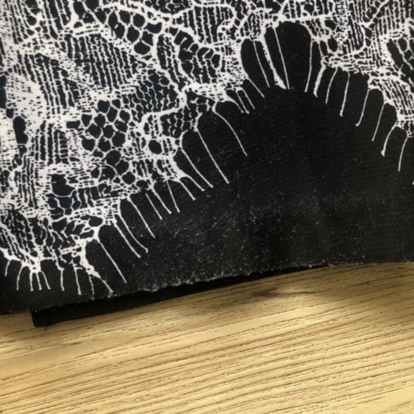 Floral Neiman Marcus Blue and White Sheath Midi Dress - Picture 3 of 8